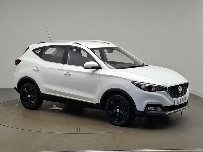 MG ZS Exclusive Red #7
