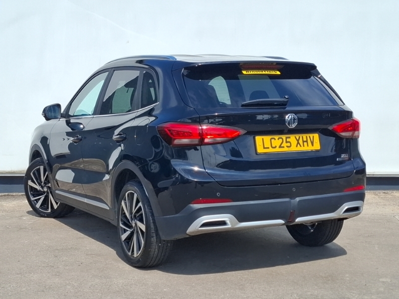 MG ZS 1.5 Hybrid Trophy Black #2
