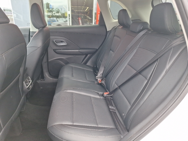 MG ZS 1.5 Hybrid Trophy White #6