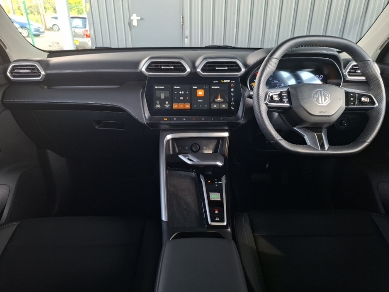 MG ZS 1.5 Hybrid Trophy White #3