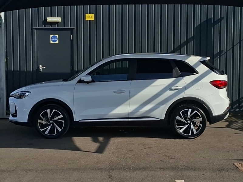 MG ZS 1.5 Hybrid Trophy White #4