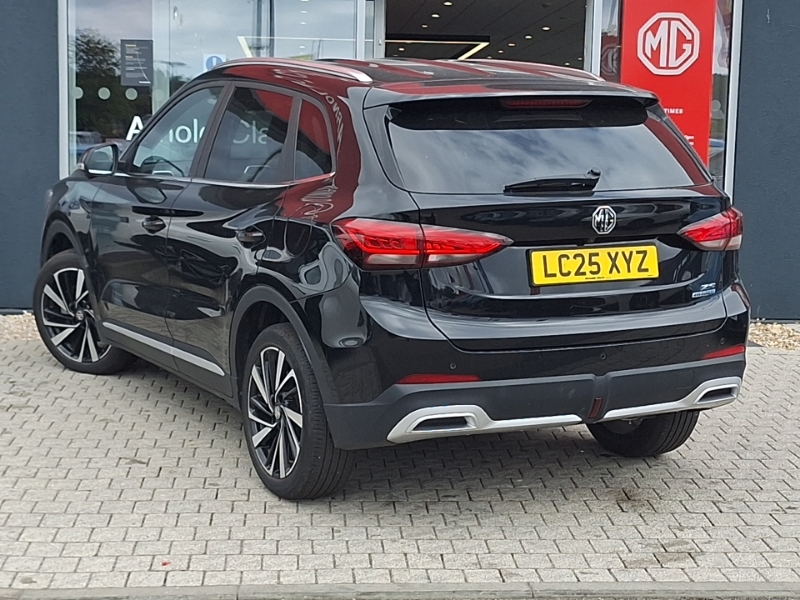 MG ZS 1.5 Hybrid Trophy Black #2