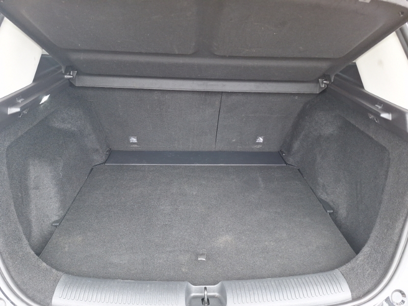 MG ZS 1.5 Hybrid Trophy Black #18