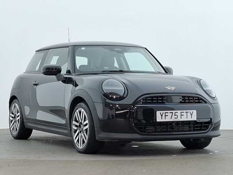 Mini Hatch 1.5 C Classic Black