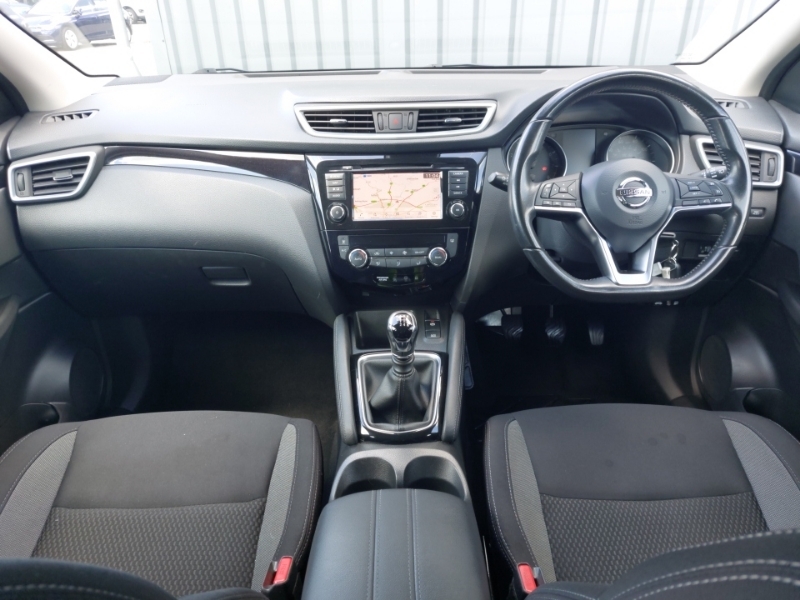 Nissan Qashqai 1.3 Dig-t Acenta Premium Grey #3