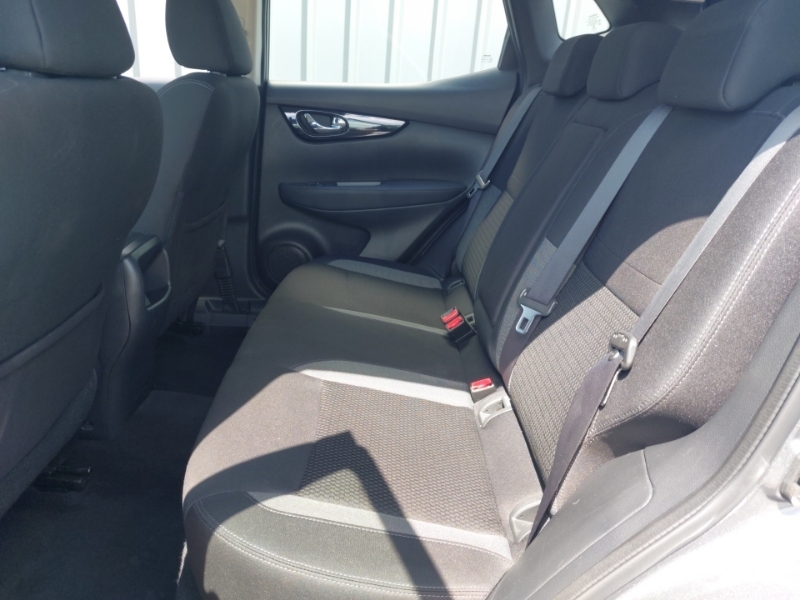 Nissan Qashqai 1.3 Dig-t Acenta Premium Grey #6