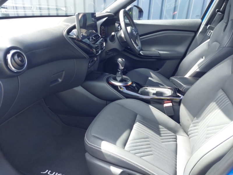 Nissan Juke 1.0 Dig-t Tekna SM25ZMO Blue #5