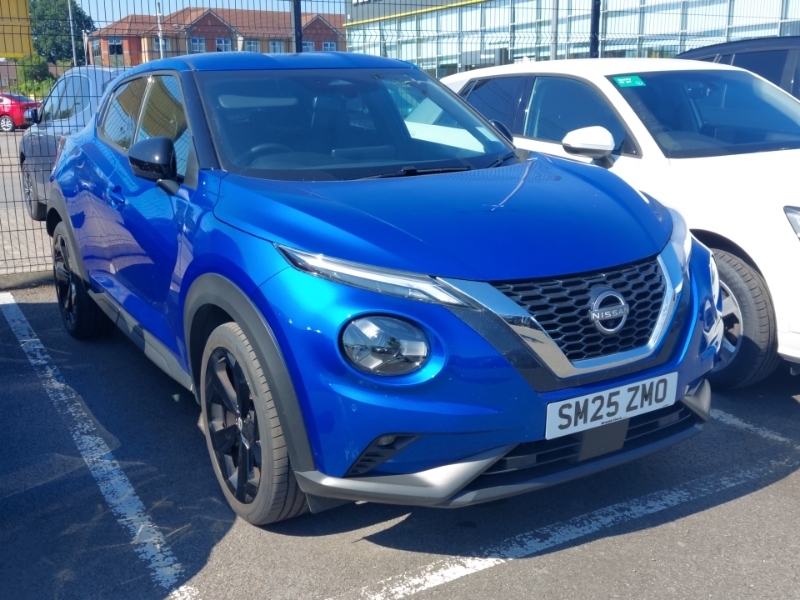 Nissan Juke 1.0 Dig-t Tekna Blue