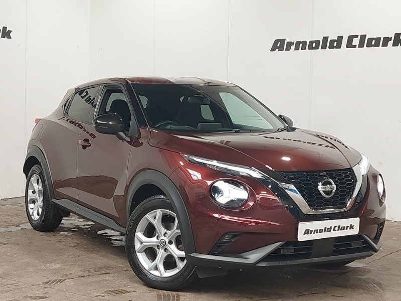 Nissan Juke Hatchback Red #1