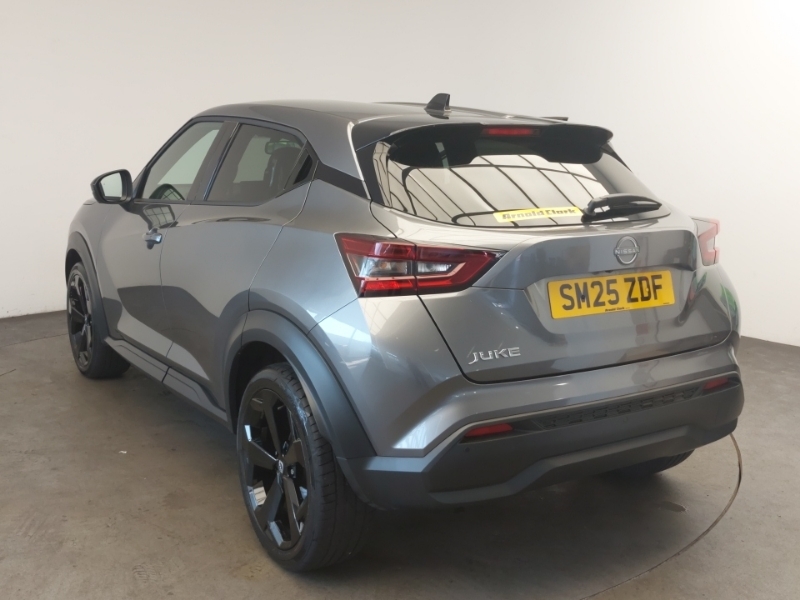 Nissan Juke 1.0 Dig-t Tekna Grey #2