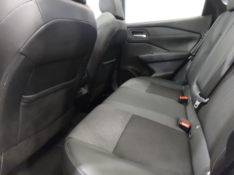 Nissan Qashqai 1.3 Dig-t Mh N-connecta Silver #6