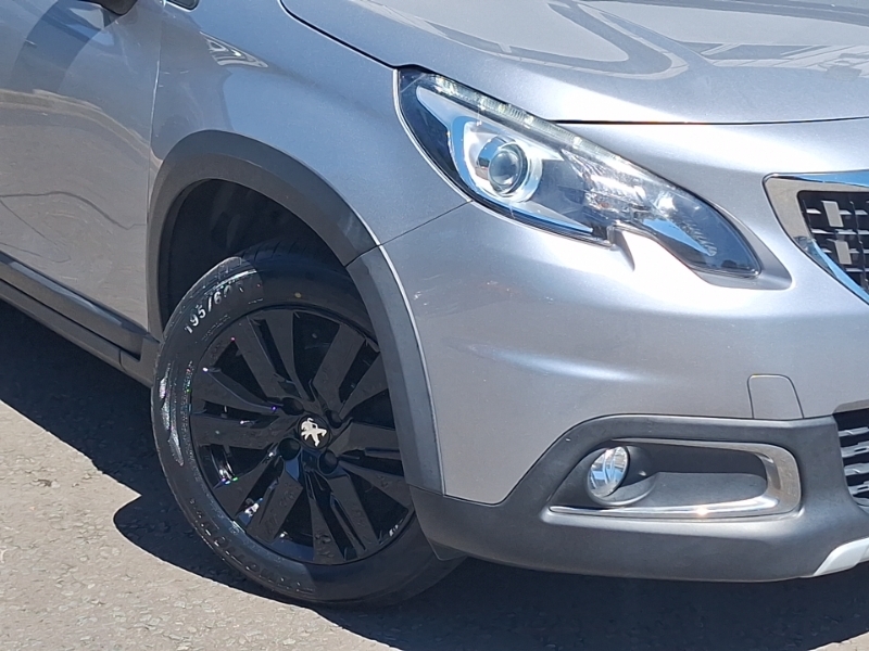 Peugeot 2008 Active Black #20
