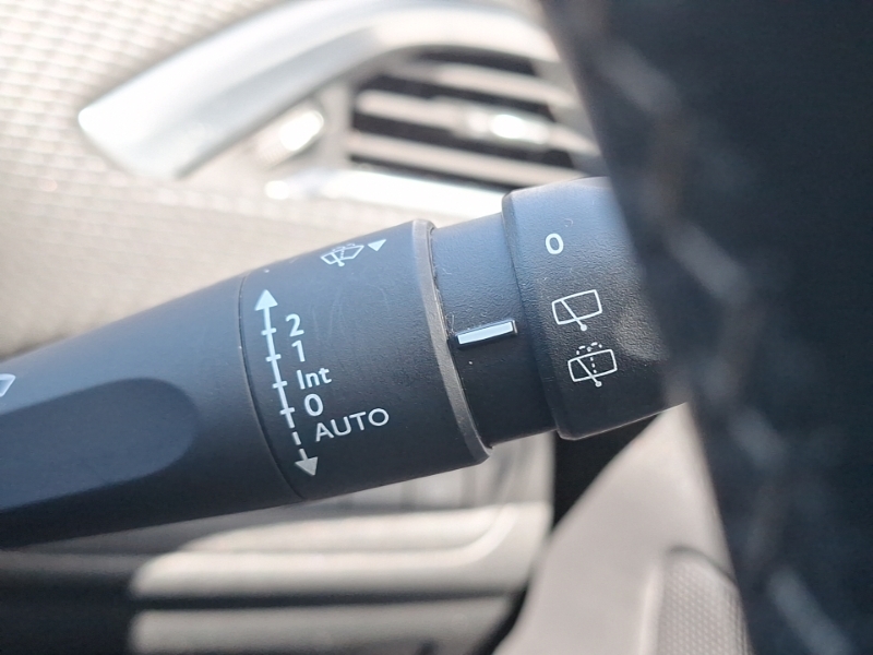 Peugeot 2008 Active Black #16