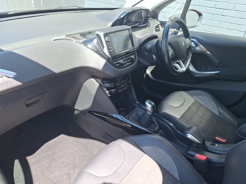 Peugeot 2008 1.2 Puretech Allure Premium Start Stop Grey #5