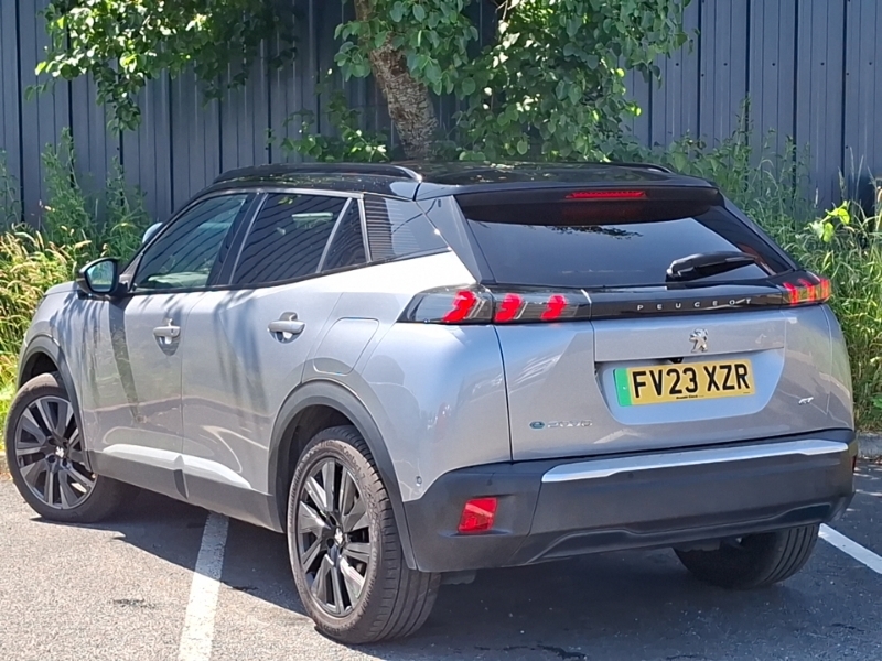 Peugeot e-2008 100Kw Gt Premium 50Kwh 11Kwch Grey #2