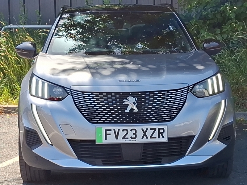 Peugeot e-2008 Gt Black #14