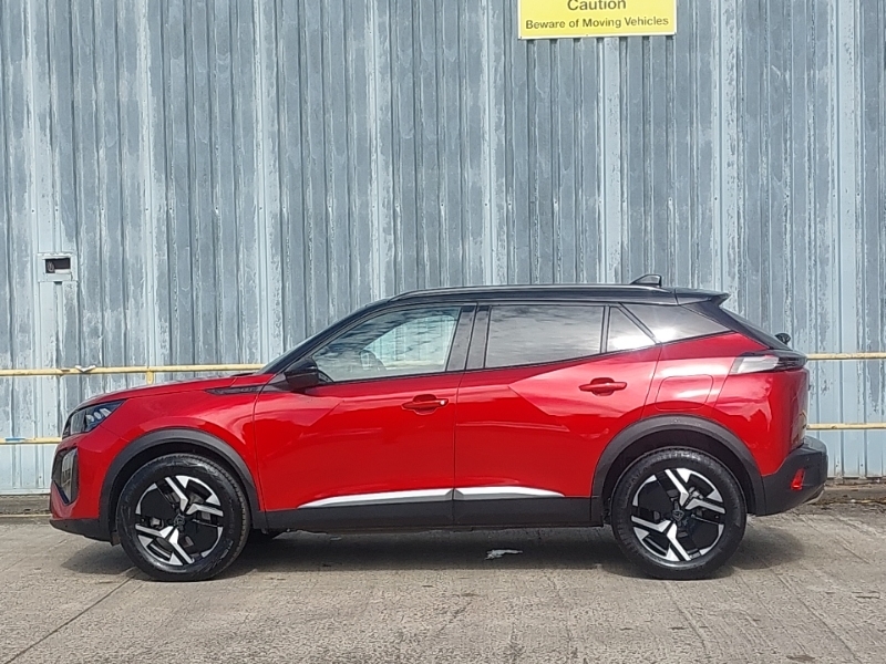 Peugeot 2008 1.2 Hybrid 136 Gt E-dsc6 Red #4