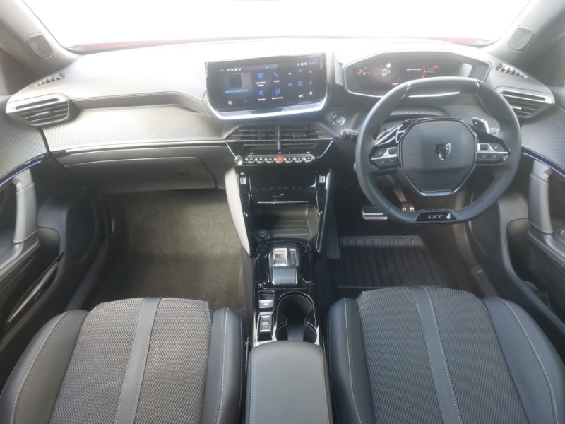 Peugeot 2008 1.2 Hybrid 136 Gt E-dsc6 Red #3