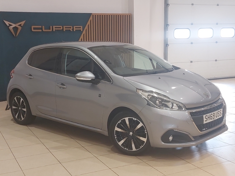Peugeot 208 Puretech Tech Edition Hatchback Black #7