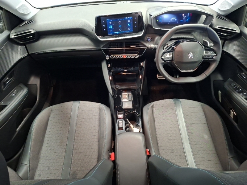 Peugeot 208 1.2 Puretech 100 Allure Premium Eat8 Black #3