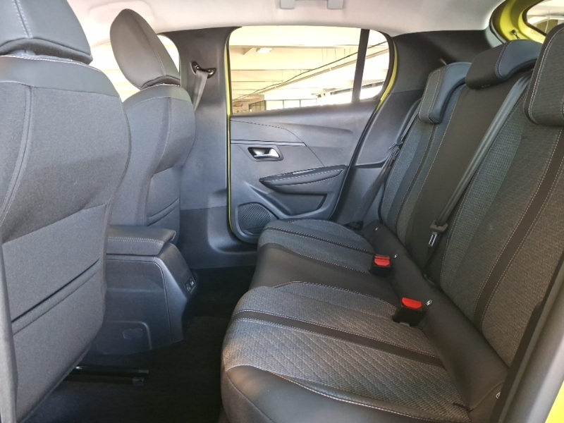 Peugeot 208 1.2 Puretech 100 Allure SL25OXF Yellow #6