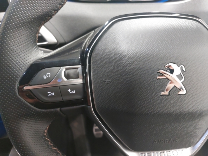 Peugeot 3008  Red #12
