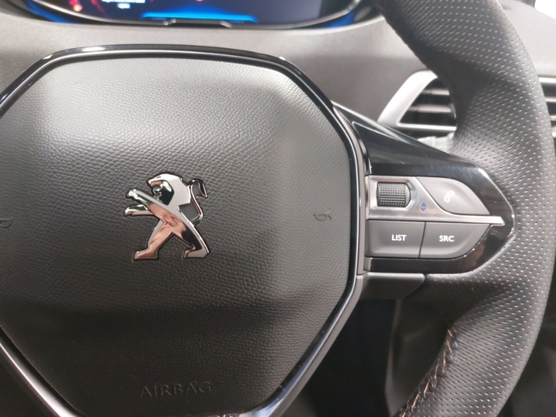 Peugeot 3008  Red #13