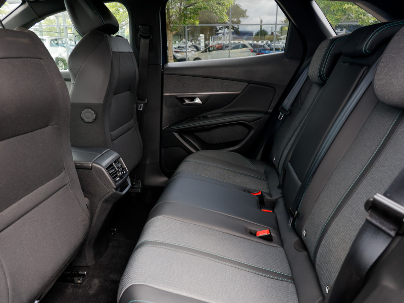 Peugeot 3008 1.2 Puretech Allure Premium Eat8 Blue #6