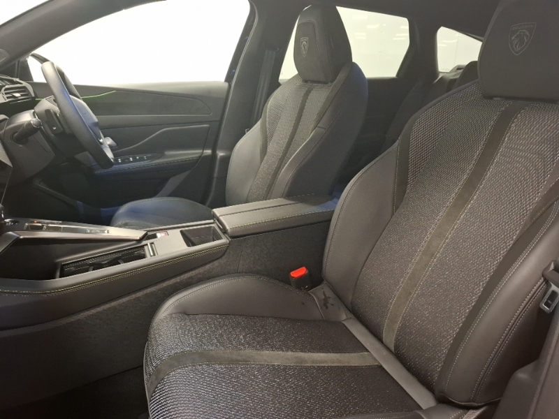 Peugeot 308 1.2 Hybrid 136 Gt E-dsc6 Black #5