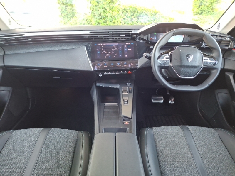 Peugeot 408 1.2 Puretech Allure Premium Eat8 Red #3