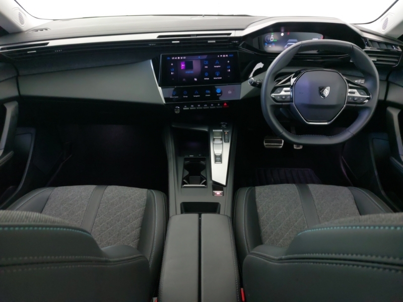 Peugeot 408 1.6 Plug-in Hybrid Allure E-eat8 Black #3