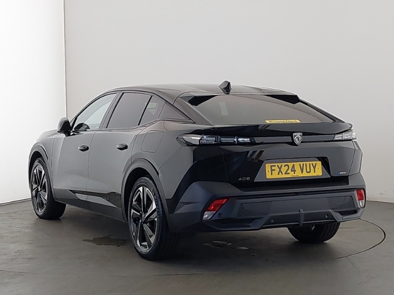 Peugeot 408 1.6 Plug-in Hybrid Allure E-eat8 Black #2