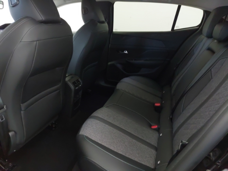Peugeot 408 1.6 Plug-in Hybrid Allure E-eat8 Black #6