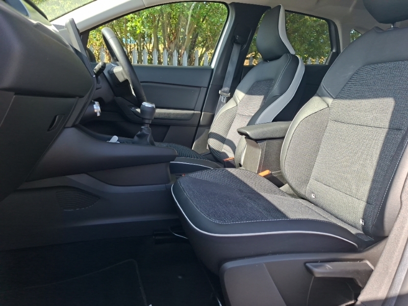 Renault Captur 1.0 Tce 90 Techno Grey #5