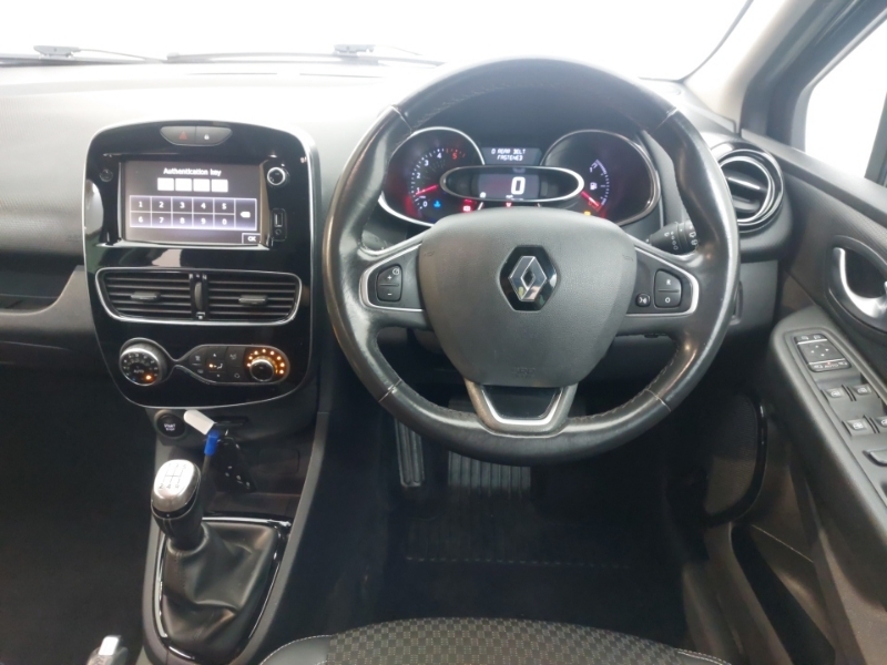 Renault Clio Dynamique S Nav Red #7