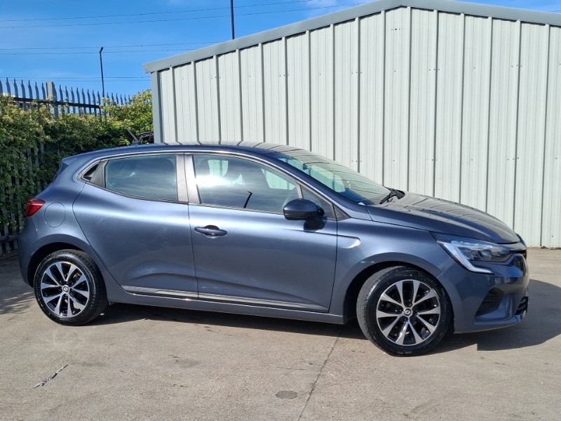Renault Clio Iconic Grey #7