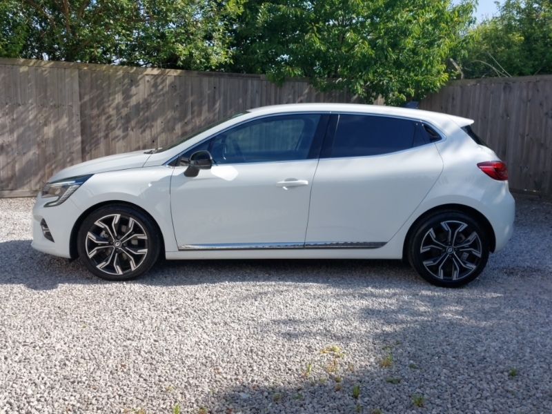 Renault Clio 1.6 E-tech Full Hybrid 145 Techno White #4
