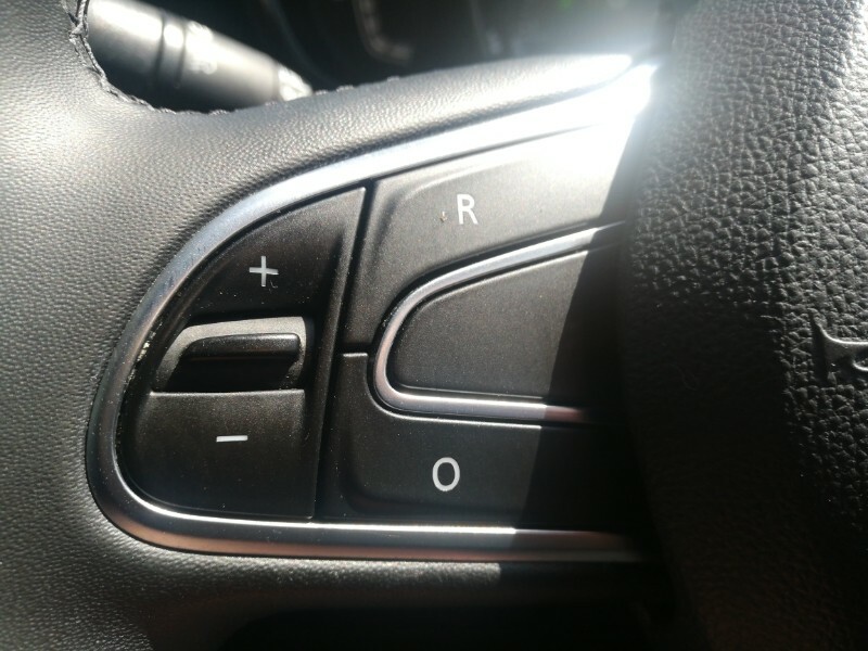 Renault Kadjar Iconic Black #12