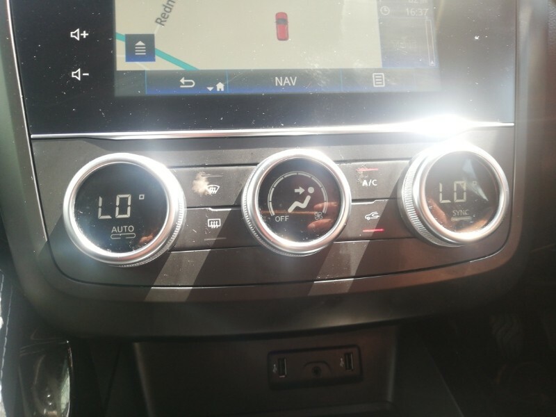 Renault Kadjar Iconic Black #18