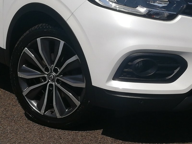 Renault Kadjar Iconic Black #9