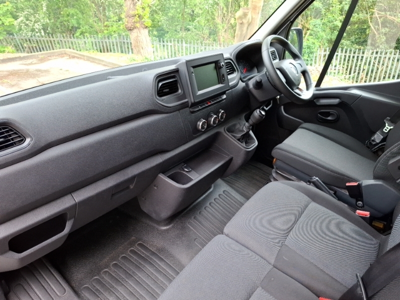 Renault Master Lm35dci 135 Business Medium Roof Van Grey #5