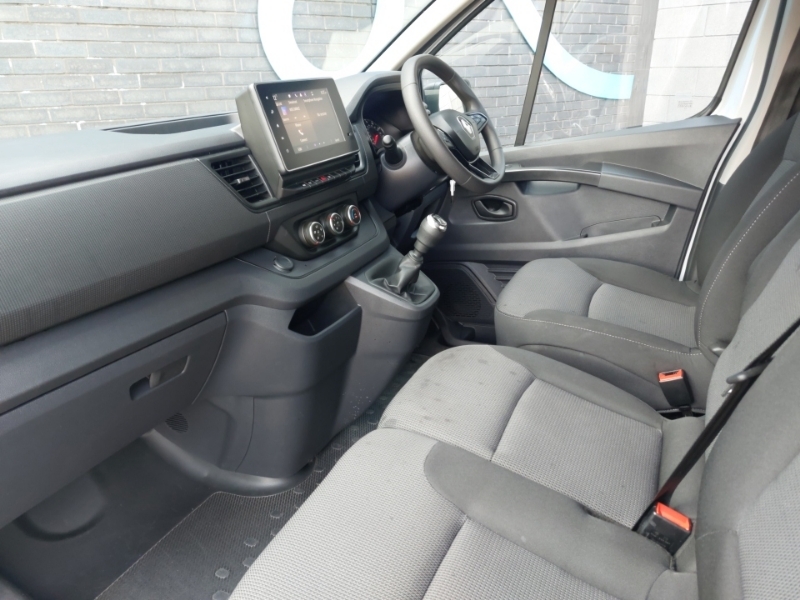 Renault Trafic Sl30 Blue Dci 130 Advance Van White #5