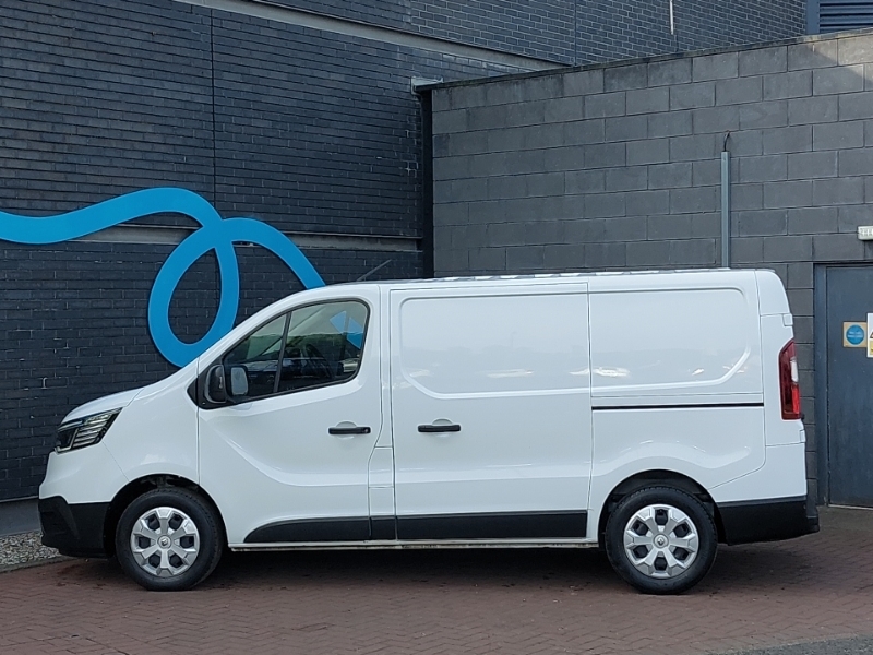 Renault Trafic Sl30 Blue Dci 130 Advance Van White #4
