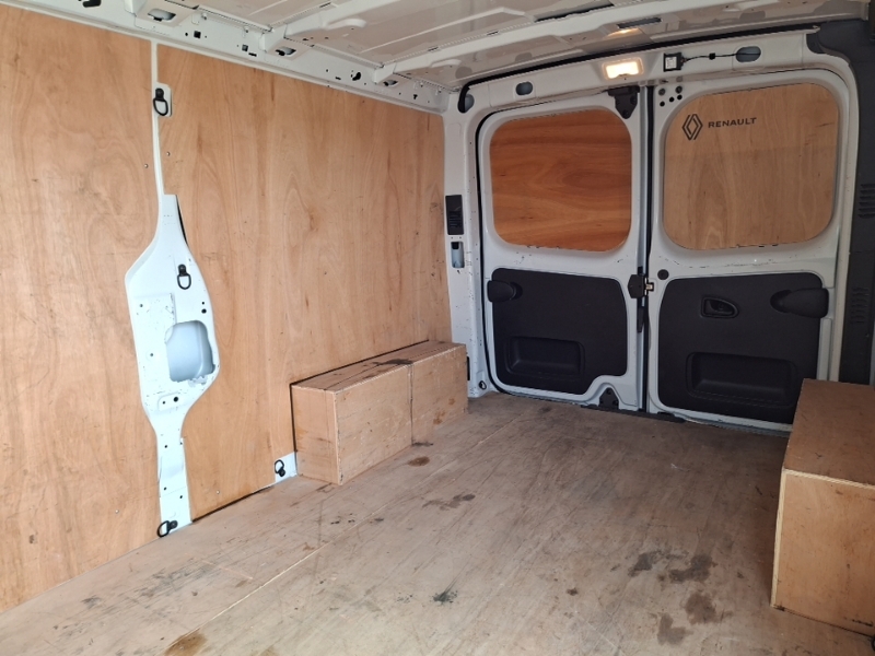 Renault Trafic Ll30 Blue Dci 130 Advance Safety Van White #6