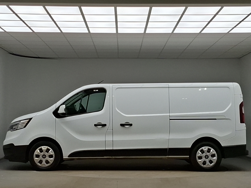 Renault Trafic Ll30 Blue Dci 130 Advance Safety Van White #4