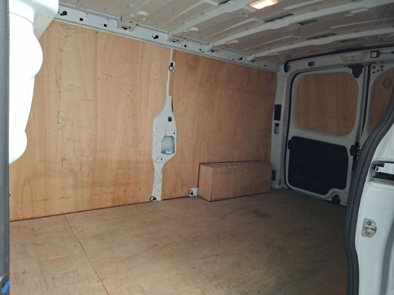 Renault Trafic Ll30 Blue Dci 130 Advance Safety Van White #6