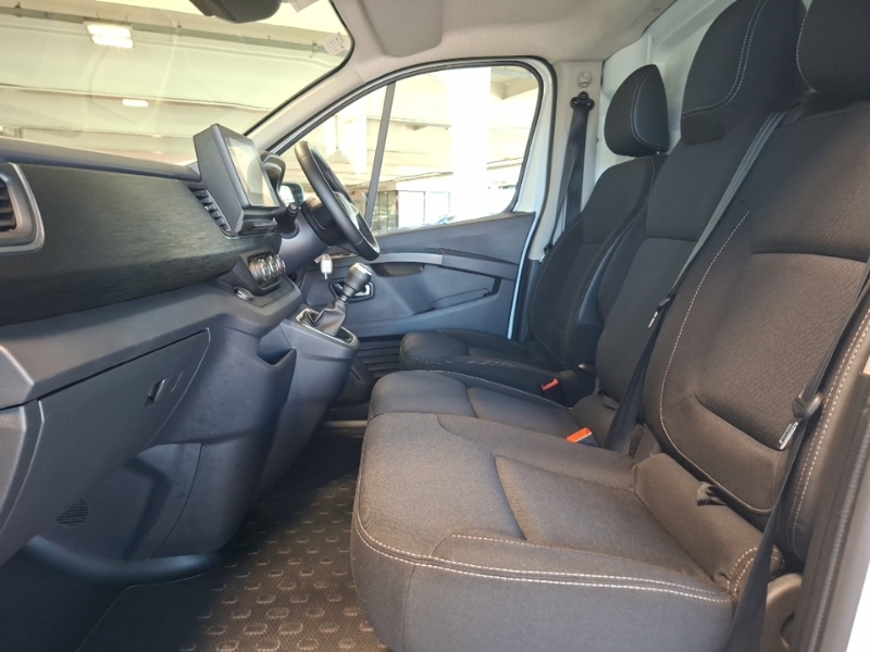 Renault Trafic Ll30 Blue Dci 130 Extra Safety Van White #5