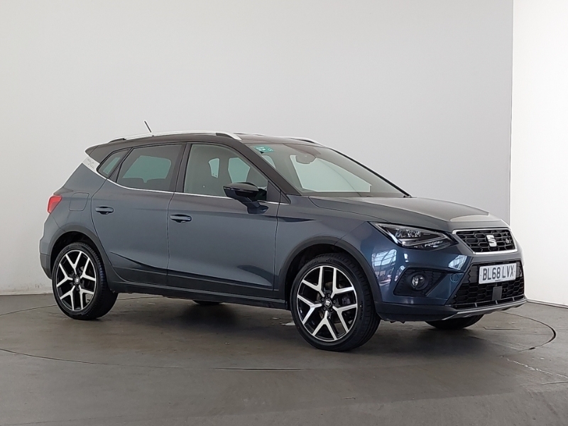 Seat Arona  White #7