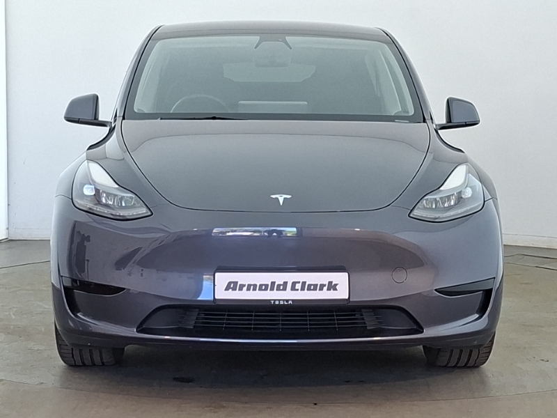 Tesla Model Y Dual Motor Long Range White #14
