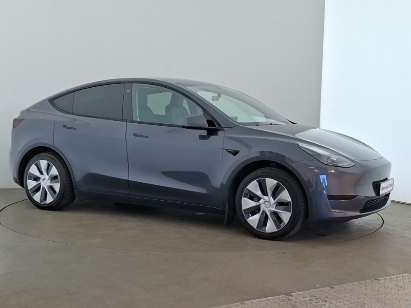 Tesla Model Y Dual Motor Long Range White #7